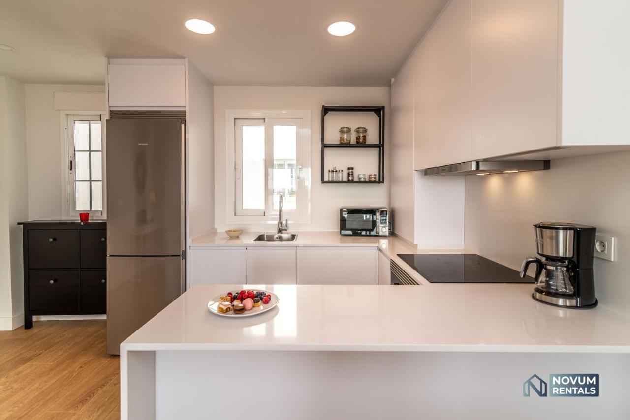 Apartment Sunlit 2 Bdrm With View In Centro Plaza *