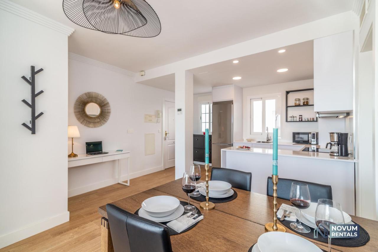 Sunlit 2 Bdrm With View In Centro Plaza Apartment *