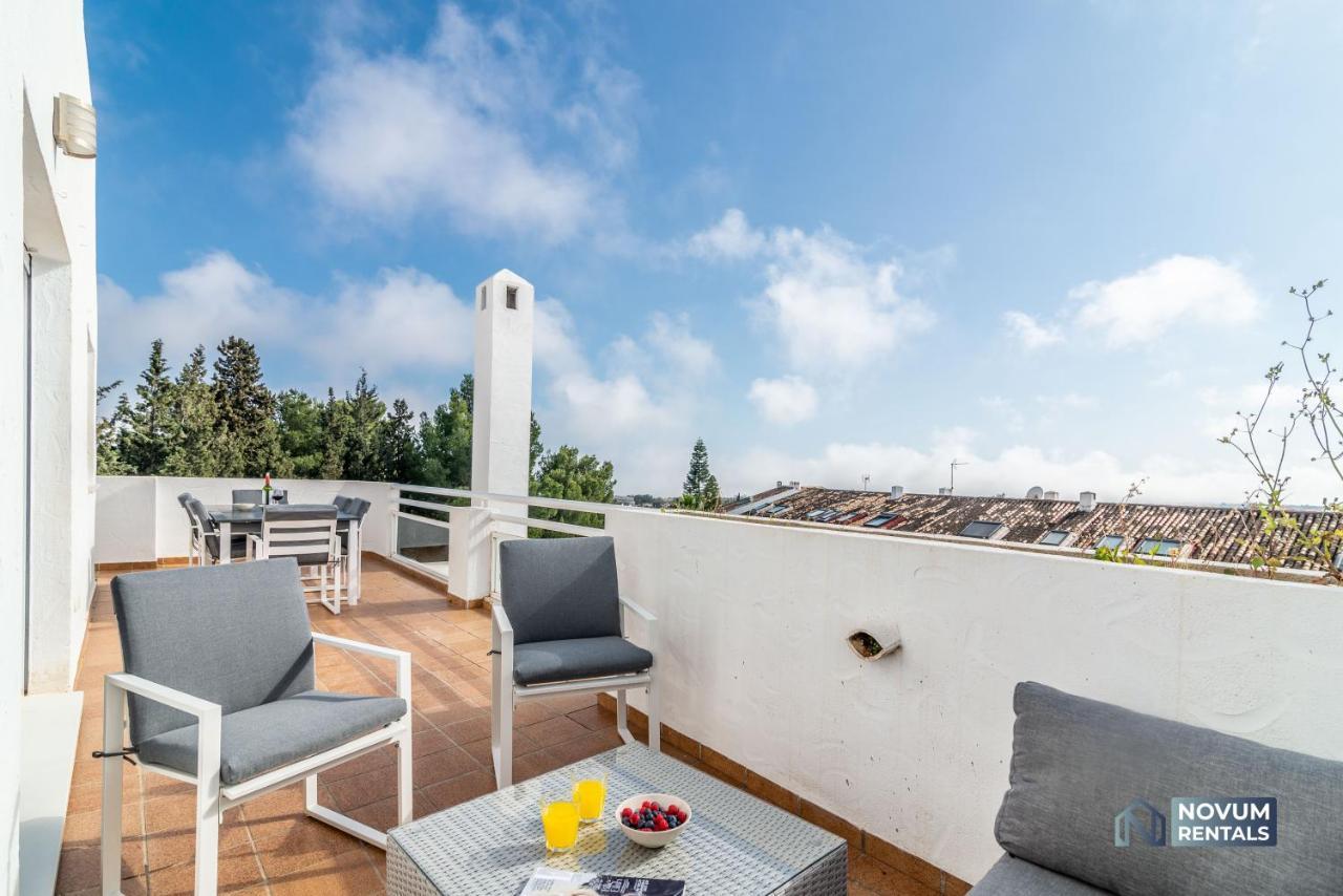 Sunlit 2 Bdrm With View In Centro Plaza Apartment *
