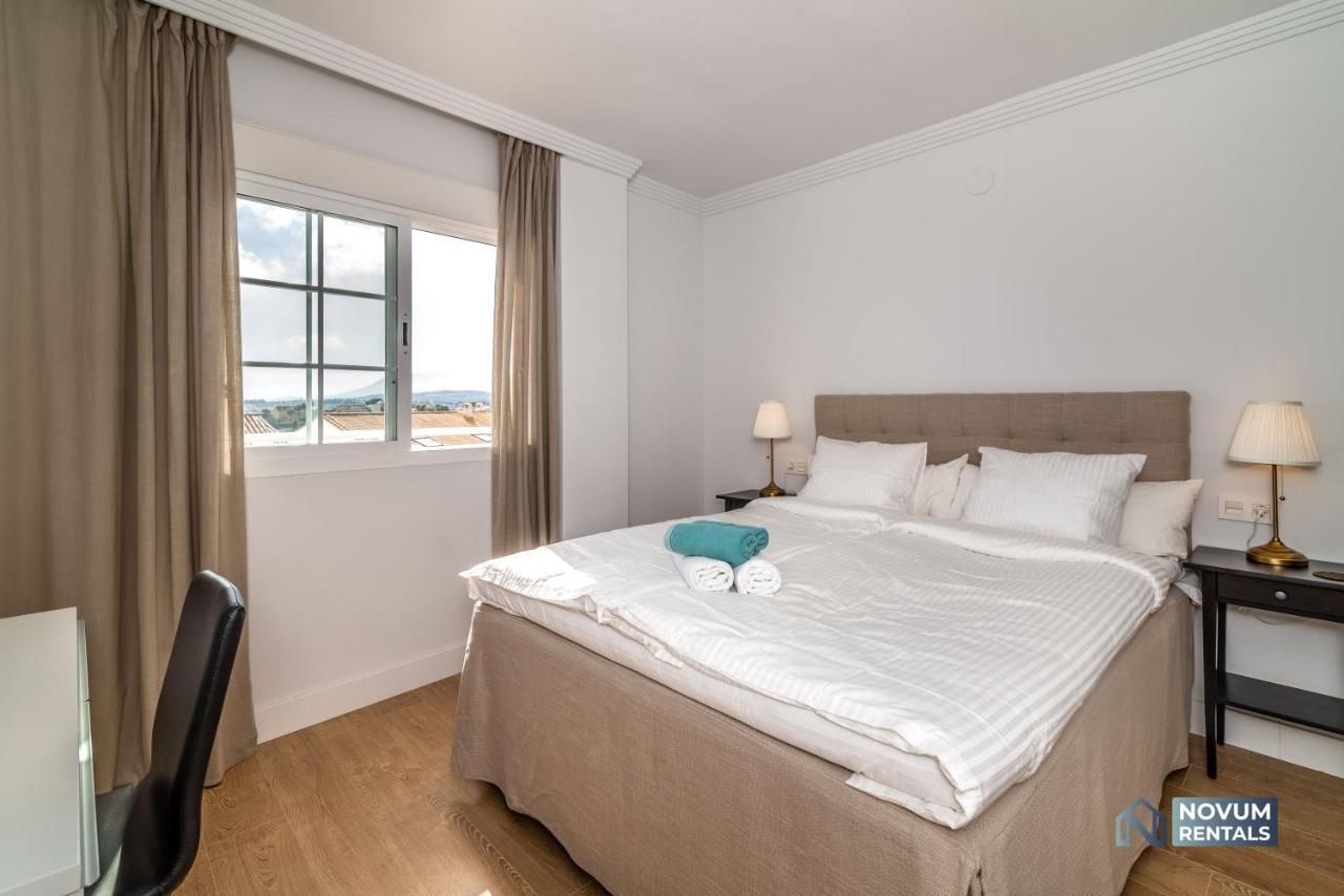 Sunlit 2 Bdrm With View In Centro Plaza Apartment *
